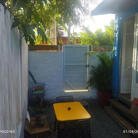 Bungalow Bleu L'Etang-Sale Экстерьер фото