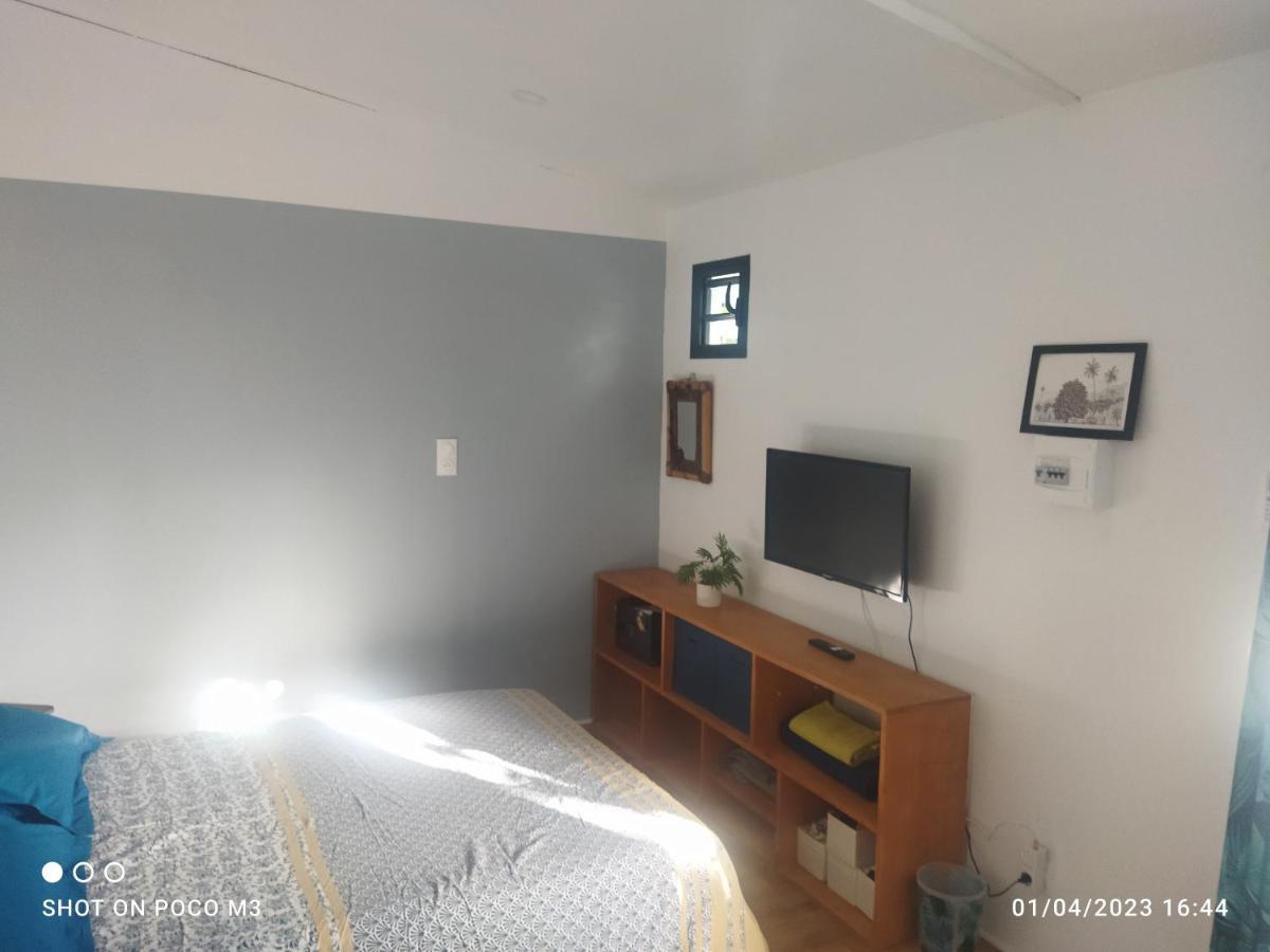 Bungalow Bleu L'Etang-Sale Экстерьер фото